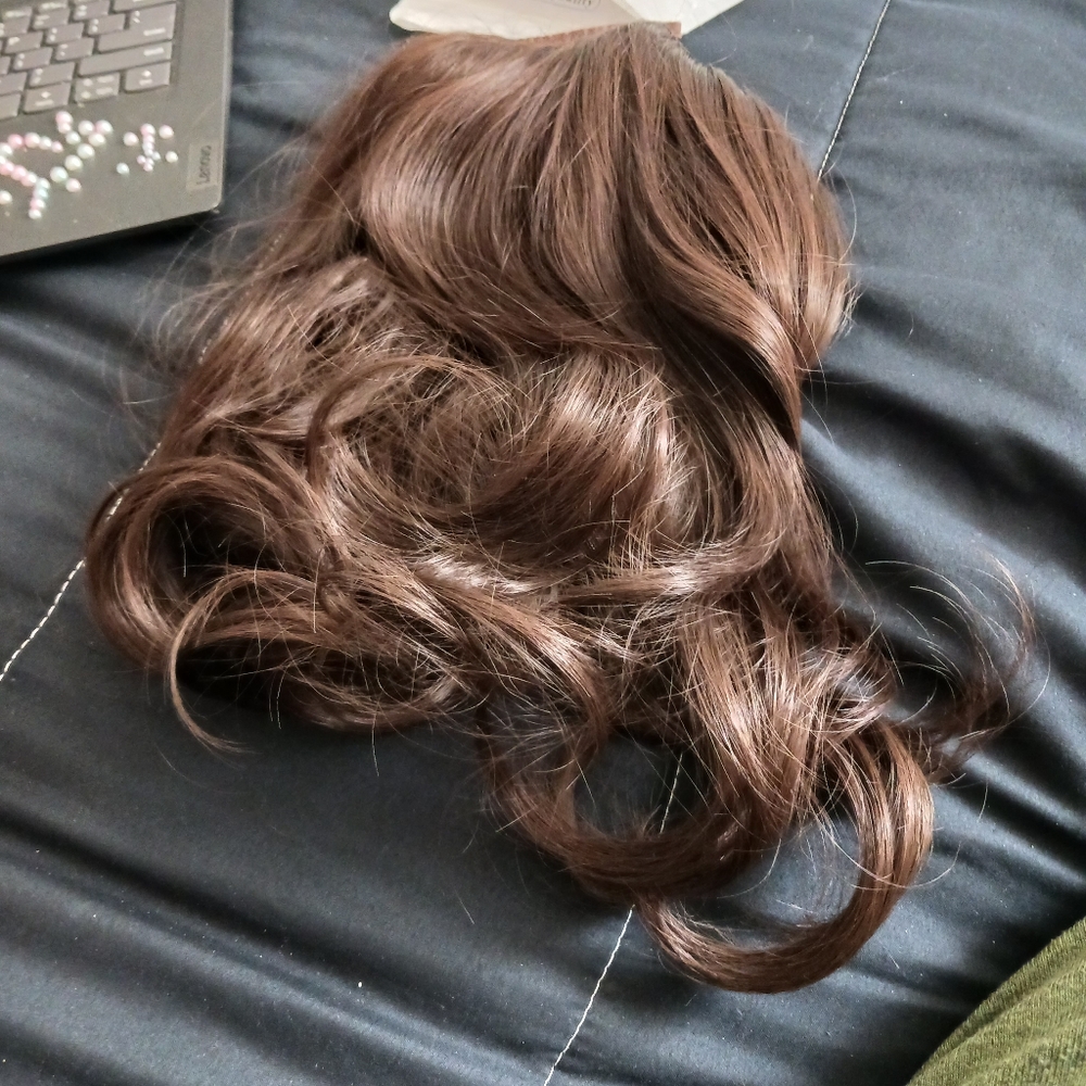 Hair Extension - Picture 2 of 7
